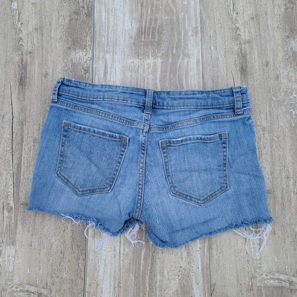 Gap boyfriend jean shorts - Picture 2 of 8